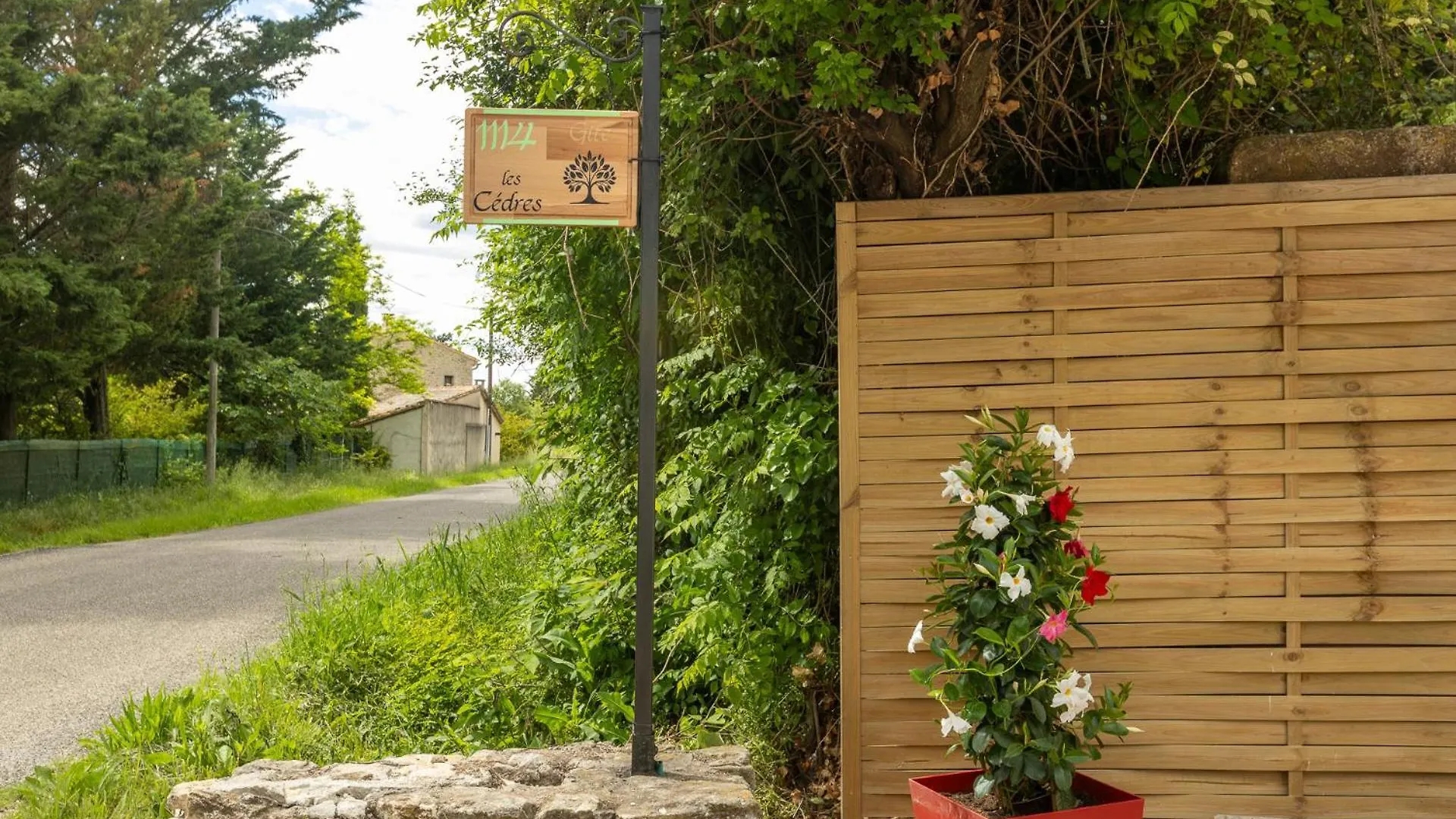 Smartstay Mas Les Cedres - Proche Isle-Sur-La-Sorgue Lagnes